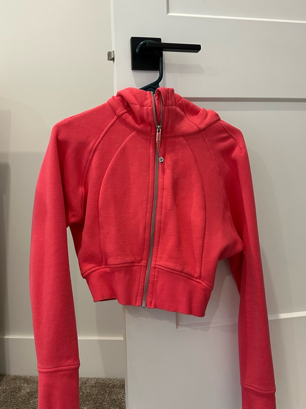 Lululemon Full-Zip cropped Hoodie Jacket